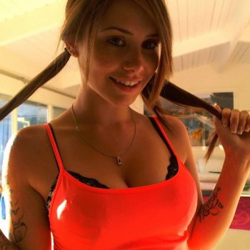 Profil de Clesia, 26 ans, Numeri Prostituta à Trasquera