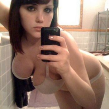 Profil de Kahina, 29 ans, Numeri Prostituta à Teano