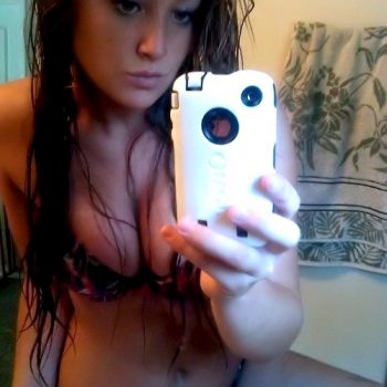 Profil de Delvina, 27 ans, Numeri Prostituta à Montecastrilli