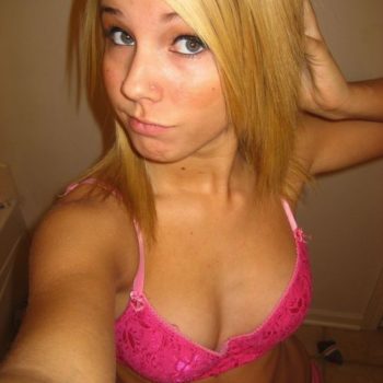 Profil de Ouleye, 24 ans, Numeri Prostituta à Roburent